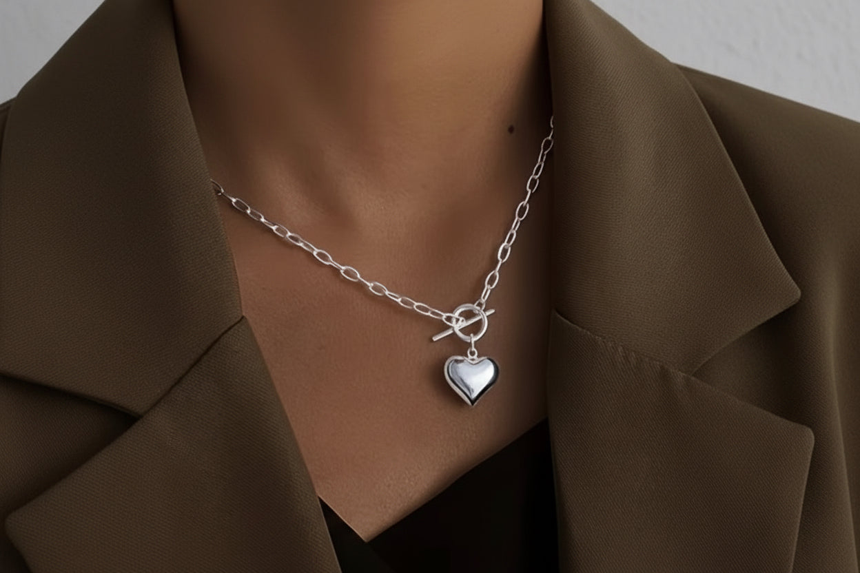 square chain necklace on model